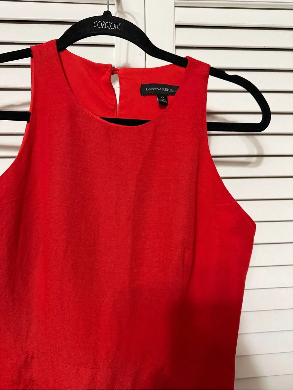 Banana Republic sleek red